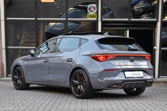Cupra Leon 1.4 e-Hybrid VZ Copper Edition 245PK Pano Memory Camera Lane Acc