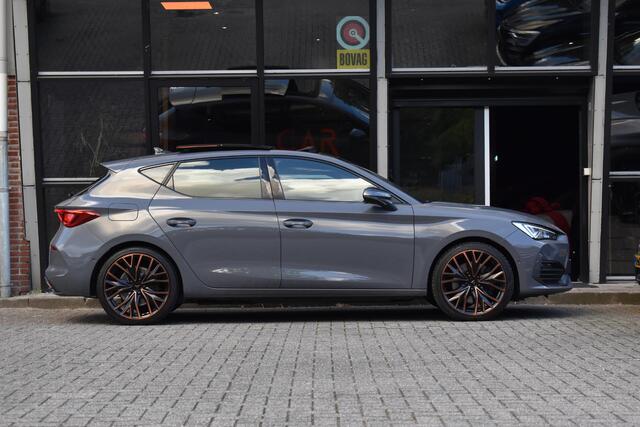 Cupra Leon 1.4 e-Hybrid VZ Copper Edition 245PK Pano Memory Camera Lane Acc