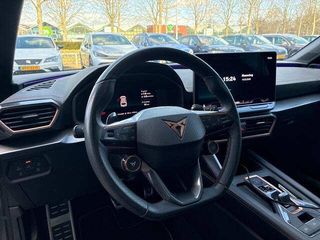 Cupra Leon 1.5 TSI e-Hybrid 272PK VZ Performance / Fabrieksgarantie tm 25-3-29 / Panoramadak / Supersport Stuur / Memory Seat / Matrix LED / Sennheiser / Achteruitrijcamera