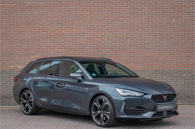 Cupra Leon 1.4 e-Hybrid 245pk VZ, Panoramadak, Carplay, Stoel & Stuurverwarming, Camera, Adaptive Cruise, Keyless.