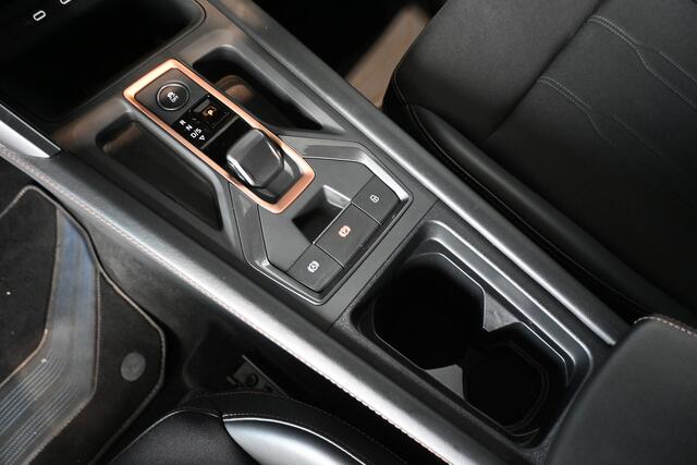 Cupra Leon 1.5 TSI e-Hybrid Business PHEV EDGE pakket LED Matrix Sfeer pakket ACC Groot scherm Inruil mogelijk
