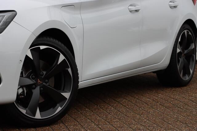 Cupra Leon 1.5 TSI e-Hybrid Business 204pk DSG6 | SOH 100% |