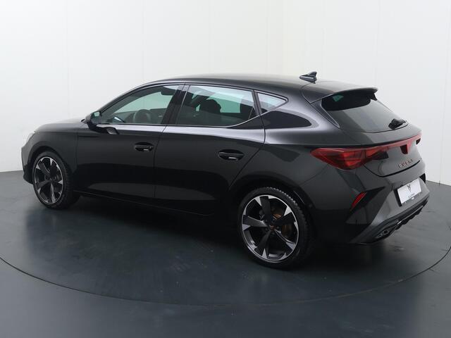 Cupra Leon 1.5 eTSI Business Edition Plus | 150 PK | Automaat | Adaptive Cruise Control | Achteruitrijcamera | Dodehoek detectie | Climate control |