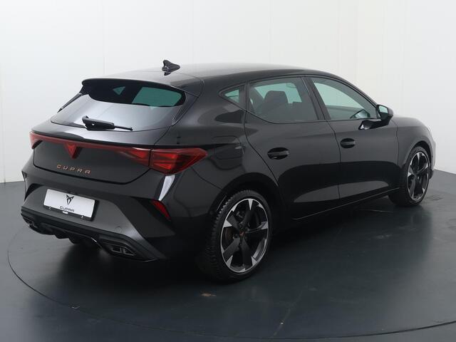 Cupra Leon 1.5 eTSI Business Edition Plus | 150 PK | Automaat | Adaptive Cruise Control | Achteruitrijcamera | Dodehoek detectie | Climate control |