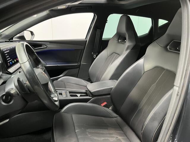 Cupra Leon 1.4 e-Hybrid VZ Performance / 245 PK/ AUTOMAAT/ PANO/ KEYLESS/ STOELVERWARMING/ NAVI/ FULL LINK/ PARK. SENSOREN + CAMERA/ DIVERSE HULPSYSTEMEN