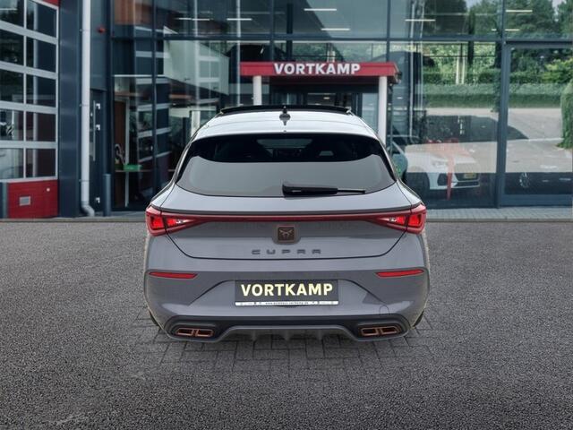 Cupra Leon 1.4 TSI eHYBRID VZ PANO-DAK/CAMERA/CRUISE/STOEL+STUURVERW/CARPLAY
