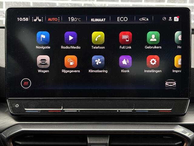 Cupra Leon 1.4 e-Hybrid Business | Cruise Control Adaptief | Stoelverwarming | Parkeersensoren | LED Koplampen | Virtual Cockpit | Navigatie | Apple Carplay | Android Auto | Keyless Entry | Lichtmetalen Velgen 18 inch | Plug-in Hybrid (PHEV)