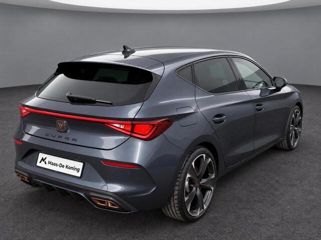 Cupra Leon 1.4TSIeHybrid 180kW/245PK PHEV VZ · Leder/Stof · Apple/Android Car Play · Stoel- & stuurverwarming ·