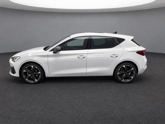 Cupra Leon 1.5 eTSI 150pk DSG Business Edition · Camera · Apple/Android Car Play · Stoel-& Stuurverwarming · Navigatie · 18'' Inch · Garantie t/m 30-11-2027 of 100.000km