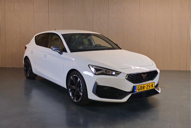 Cupra Leon Sportstourer 1.4 e-Hybrid Essential - Apple carplay/Android Auto - Adaptive cruisecontrol - Stuurverwarming
