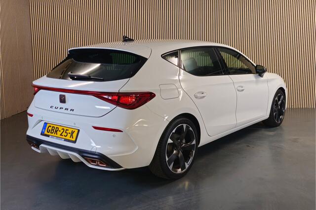 Cupra Leon Sportstourer 1.4 e-Hybrid Essential - Apple carplay/Android Auto - Adaptive cruisecontrol - Stuurverwarming