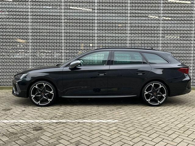 Cupra Leon Sportstourer 1.5 TSI e-Hybrid VZ Performance 272PK / Pano / Memory seats L+R/ Parkeersensoren V+A / Camera / Senheiser / Stoel en stuurverwarming /