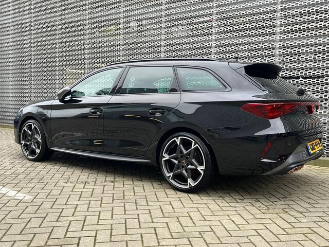 Cupra Leon Sportstourer 1.5 TSI e-Hybrid VZ Performance 272PK / Pano / Memory seats L+R/ Parkeersensoren V+A / Camera / Senheiser / Stoel en stuurverwarming /