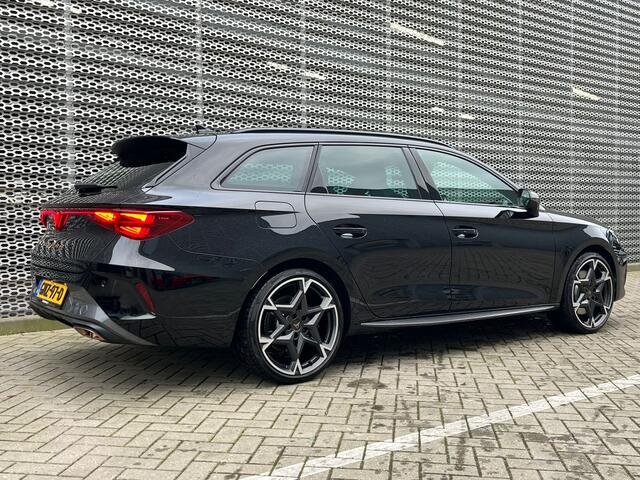 Cupra Leon Sportstourer 1.5 TSI e-Hybrid VZ Performance 272PK / Pano / Memory seats L+R/ Parkeersensoren V+A / Camera / Senheiser / Stoel en stuurverwarming /
