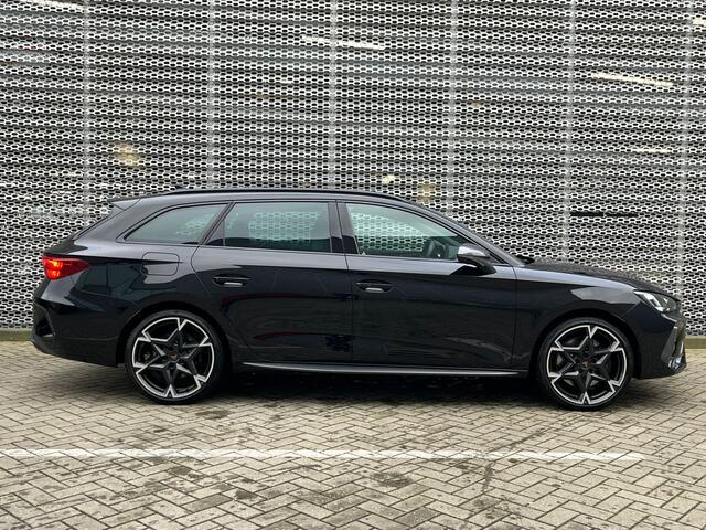 Cupra Leon Sportstourer 1.5 TSI e-Hybrid VZ Performance 272PK / Pano / Memory seats L+R/ Parkeersensoren V+A / Camera / Senheiser / Stoel en stuurverwarming /