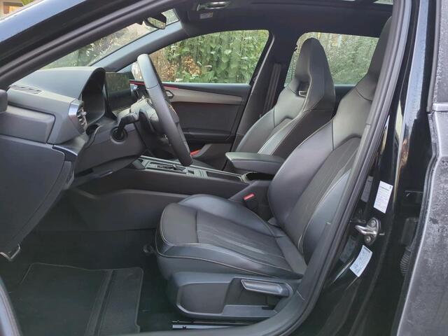 Cupra Leon Sportstourer 1.4 e-Hybrid Perf. | Pano | Led | Camera |