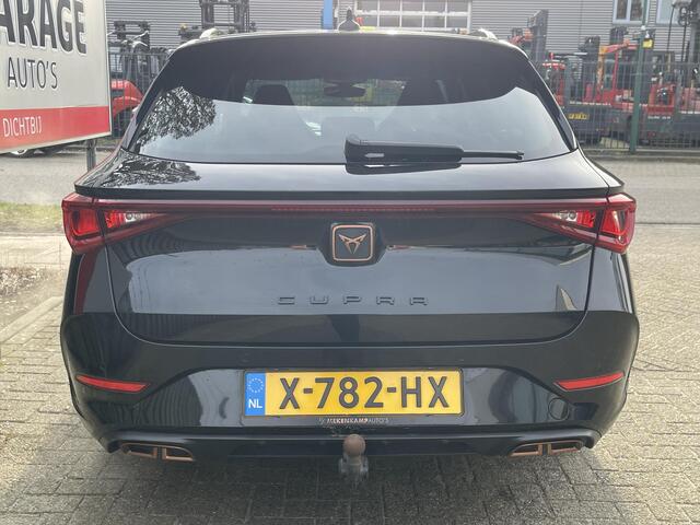 Cupra Leon Sportstourer 1.4 e-Hybrid VZ Adrenaline 19"/Trekhaak/Stoel + stuurverwarming/Keyless/Adaptieve cruise/Apple Carplay & Android Auto/PDC