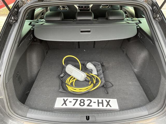 Cupra Leon Sportstourer 1.4 e-Hybrid VZ Adrenaline 19"/Trekhaak/Stoel + stuurverwarming/Keyless/Adaptieve cruise/Apple Carplay & Android Auto/PDC