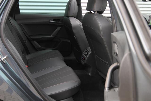 Cupra Leon Sportstourer 1.5 eTSI Business Edition Plus I AUT. I PANO.DAK I ACC I VITRUAL I CARPLAY I CAMERA