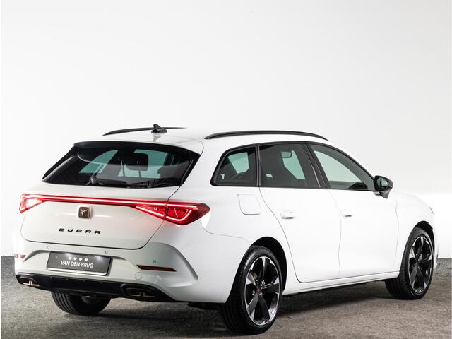 Cupra Leon Sportstourer 1.4 e-Hybrid 204pk | Stuurwielverwarming | Dynamic chassis control | Parkeersensoren | Cruise control |