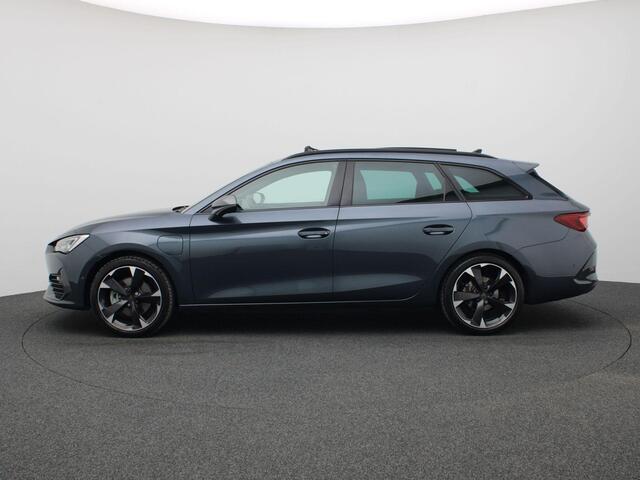 Cupra Leon Sportstourer 1.4 e-Hybrid Business 204PK DSG Pano-Schuifdak, Adaptieve Cruise Controle, Achteruitrijcamera, Navi, Keyless, Stoel-Stuurverwarming, Elektr. Achterklep, 18" LM Velgen