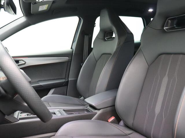 Cupra Leon Sportstourer 1.4 e-Hybrid Business 204PK DSG Pano-Schuifdak, Adaptieve Cruise Controle, Achteruitrijcamera, Navi, Keyless, Stoel-Stuurverwarming, Elektr. Achterklep, 18" LM Velgen