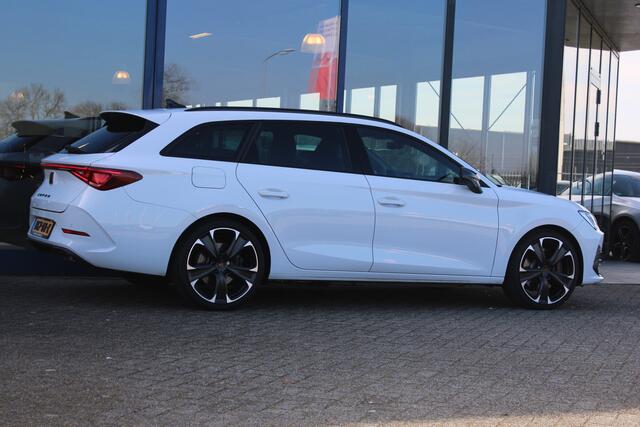 Cupra Leon Sportstourer 1.4 e-Hybrid 245pk Adrenaline ACC CARPLAY WINTERPAKKET NAVI 19''