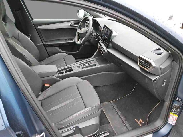 Cupra Leon Sportstourer 1.4 TSI eHybrid 245pk PHEV VZ / Panoramadak / Matte Petrol / Adaptive Cruise / Wordt Verwacht
