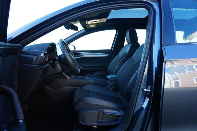 Cupra Leon Sportstourer 1.5 eTSI Business Edition Plus 150pk Panoramadak/Camera/BeatsAudio