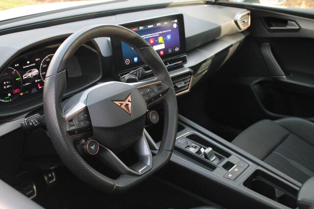 Cupra Leon Sportstourer 1.4 e-Hybrid VZ Copper Edition | Pano | Camera