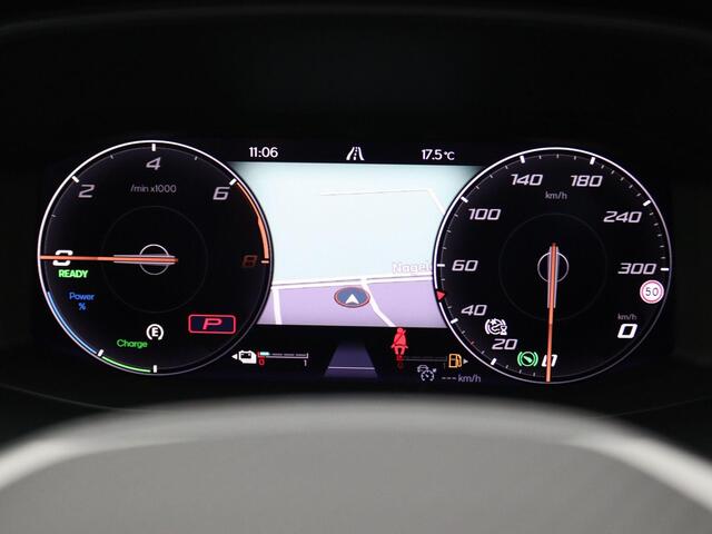 Cupra Leon Sportstourer 1.4 e-Hybrid VZ Performance 245PK DSG panoramadak, full led, adaptive cruise met travel assist, achteruitrijcamera, stuur-stoelverwarming, elek. bedienbare achterklep