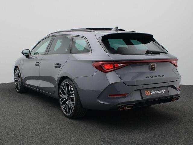 Cupra Leon Sportstourer 1.4 e-Hybrid VZ Performance 245PK DSG panoramadak, full led, adaptive cruise met travel assist, achteruitrijcamera, stuur-stoelverwarming, elek. bedienbare achterklep