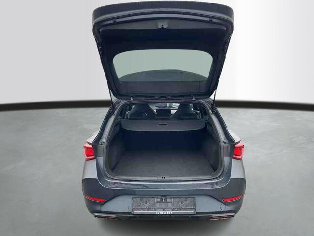 Cupra Leon Sportstourer 1.4 TSI eHybrid 204pk PHEV Adrenaline / Matte Grey / Full Link / Navigatie / Wordt Verwacht