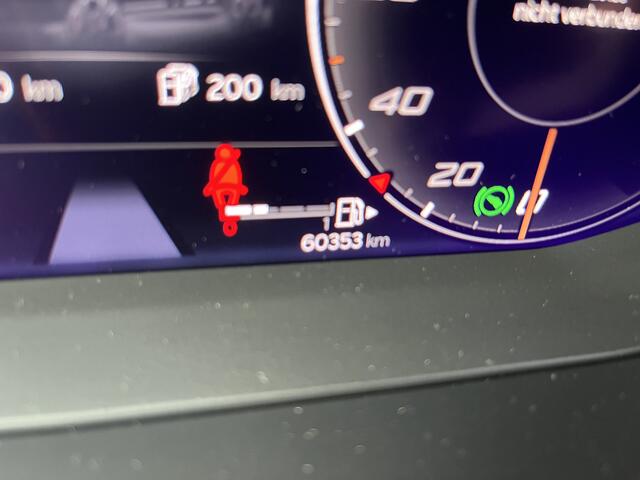 Cupra Leon Sportstourer 1.4 e-Hybrid VZ Performance / AUTOMAAT/ 245PK/ 19" LMV/ KEYLESS/ CLIMA/ NAVI/ DAB/ RIJ-MODI/ BLUETOOTH/ FULL LINK/ PARK. SENSOREN + CAMERA/ STUUR-STOEL VERWARM./ MATRIX