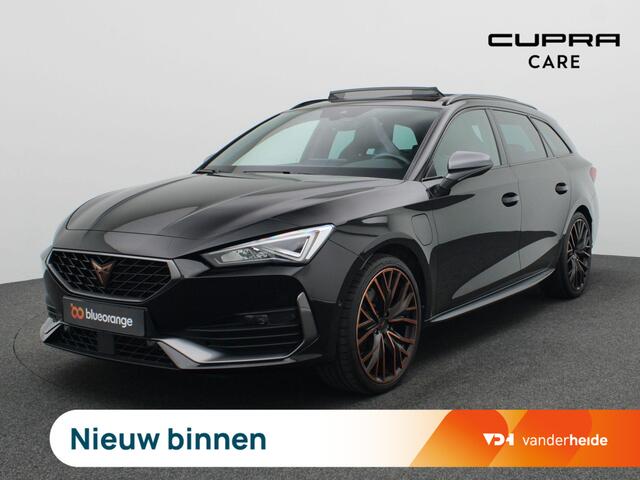 Cupra Leon Sportstourer 1.4 e-Hybrid VZ Performance 245PK DSG side skirts, panoramadak, elektrische achterkelp, full led, side assist, keyless, stuur-stoelverwarming, 19" lichtmetaal, adaptive cruise met travel assist