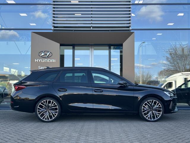 Cupra Leon Sportstourer 1.4 e-Hybrid Black Edition | Panorama dak | Stuur verwarmd | Stoel verwarmd