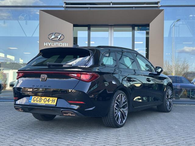 Cupra Leon Sportstourer 1.4 e-Hybrid Black Edition | Panorama dak | Stuur verwarmd | Stoel verwarmd