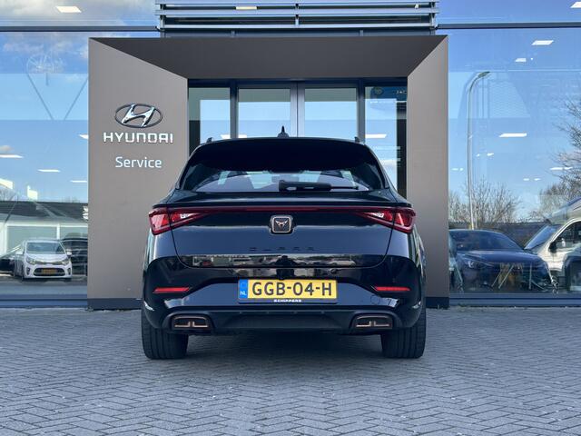 Cupra Leon Sportstourer 1.4 e-Hybrid Black Edition | Panorama dak | Stuur verwarmd | Stoel verwarmd