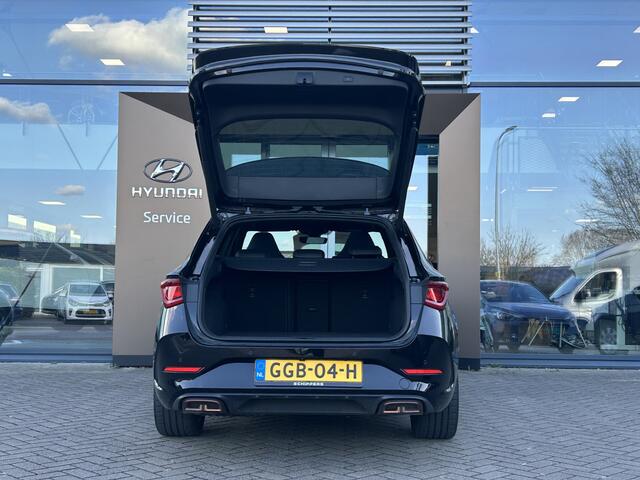 Cupra Leon Sportstourer 1.4 e-Hybrid Black Edition | Panorama dak | Stuur verwarmd | Stoel verwarmd