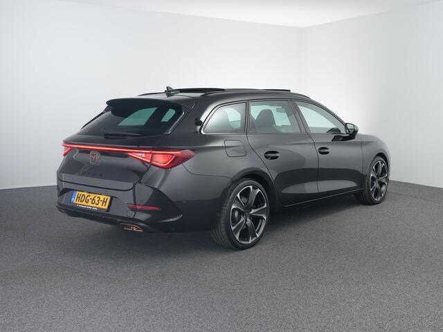 Cupra Leon Sportstourer 1.4 e-Hybrid VZ Performance | 245 PK | Pano | Camera |