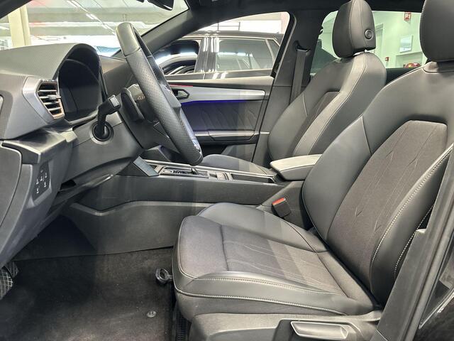 Cupra Leon Sportstourer 1.5 eTsi 150pk DSG Business Edition Plus · Keyless · Panoramadak · Beats Audio · Camera · Apple/Android Car Play · 18'' Inch · Garantie t/m 14-05-2029 of 100.000km