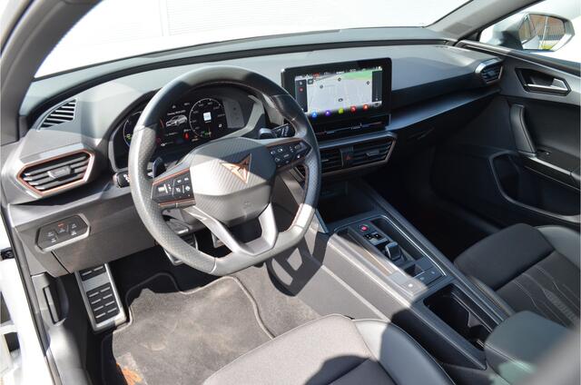 Cupra Leon Sportstourer 1.4 E-HYBRID BUSINESS PLUG IN HYBRID | SPORT STOELEN | STOEL + STUURVERWARMING | ALL IN RIJKLAARPRIJS
