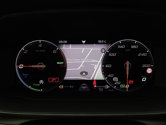 Cupra Leon Sportstourer 1.4 e-Hybrid VZ Performance 245PK DSG full led, panoramdak, adaptive cruise, side assist, stuur-stoelverwarming, achteruitrijcamera, elek. bedienbare achterklep, alarm, keyless, 19" lichtmetaal