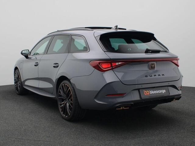 Cupra Leon Sportstourer 1.4 e-Hybrid VZ Performance 245PK DSG full led, panoramdak, adaptive cruise, side assist, stuur-stoelverwarming, achteruitrijcamera, elek. bedienbare achterklep, alarm, keyless, 19" lichtmetaal