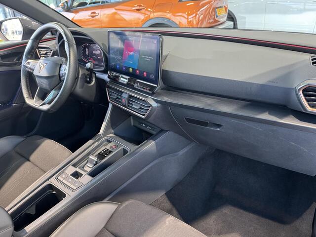 Cupra Leon Sportstourer 1.5 eTSI Business Edition | Automaat | Camera | Pano | Carplay | ACC | Navi | LM velgen | Cruise | ( Vestiging - Nieuwegein )