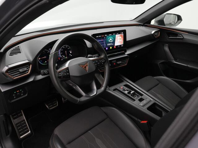Cupra Leon Sportstourer 1.4 e-Hybrid 245pk VZ Business | Adaptief sportonderstel | Stuur-/stoelverwarming | Achteruitrijcamera | Navigatie