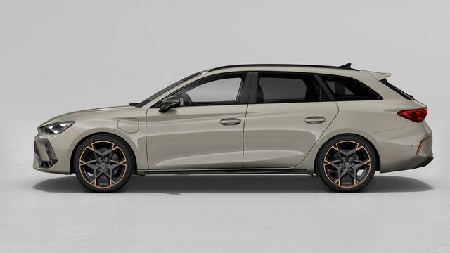 Cupra Leon Sportstourer 1.5 TSI e-Hybrid 272 6DSG VZ Performance | Achteruitrijcamera | Digitaal instrumentenpaneel (Virtual Cockpit) | Draadloze Apple CarPlay(TM), Android Auto(TM)