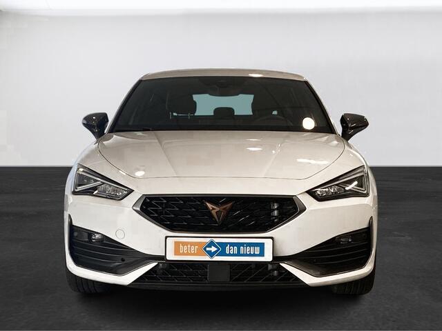 Cupra Leon Sportstourer 1.5 TSI 150pk Business Edition / 18 inch lichtmetaal / Achteruitrijcamera / Stoelverwarming