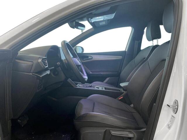 Cupra Leon Sportstourer 1.5 TSI 150pk Business Edition / 18 inch lichtmetaal / Achteruitrijcamera / Stoelverwarming