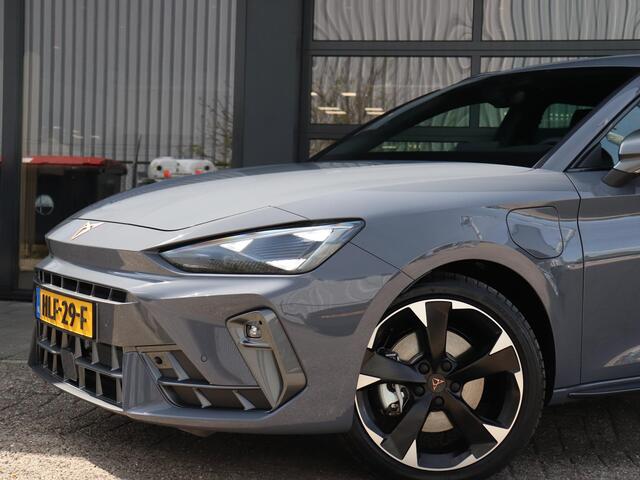 Cupra Leon Sportstourer 1.5 TSI e-Hybrid 204 pk Business | Achteruitrijcamera | Apple Carplay/Android Auto | Elektrische achterklep | Adaptieve cruise control |